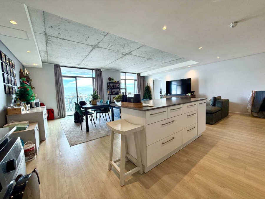 To Let 2 Bedroom Property for Rent in Woodstock Western Cape